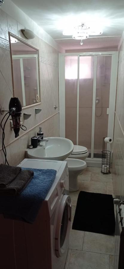 Casa Via Cialdi Lejlighed Civitavecchia Eksteriør billede